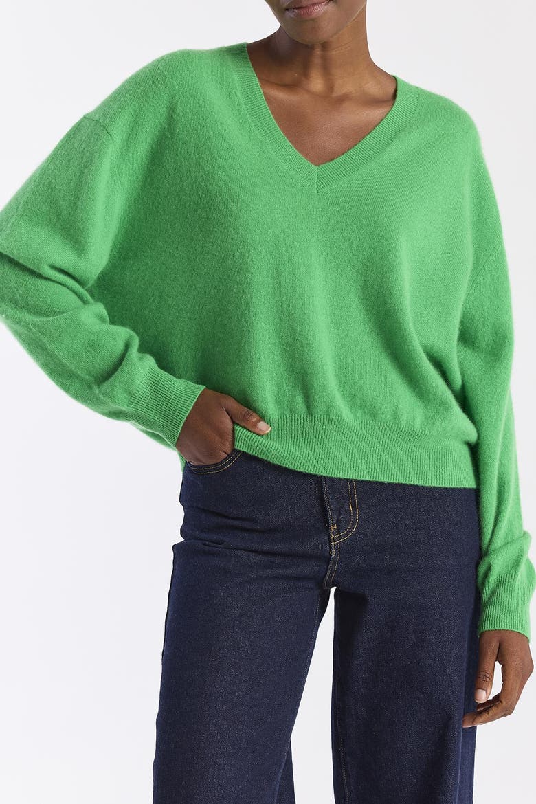 Hailey 100% Cashmere V-Neck Sweater, Alternate, color, Spring Green