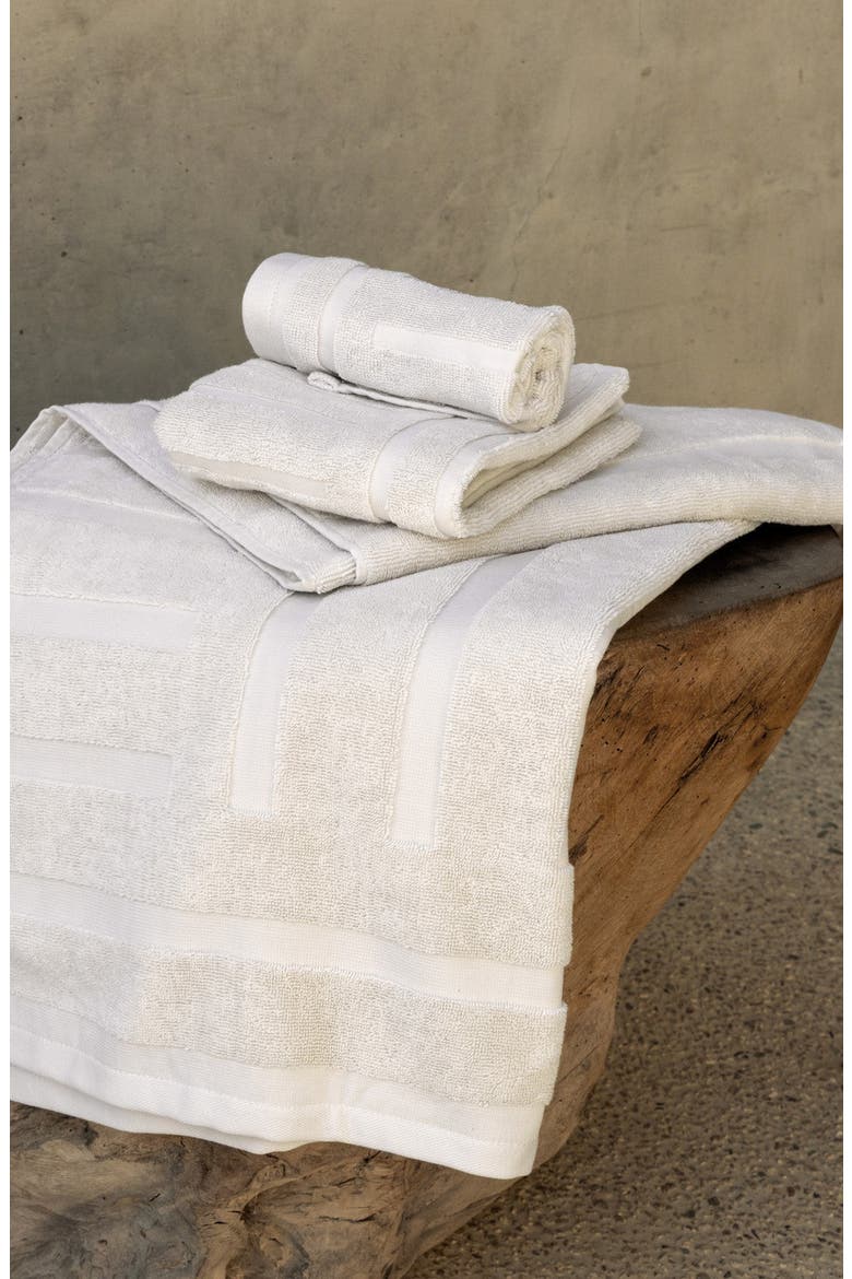 Sorrel Towels, Alternate, color, Family Set (Set of 12)