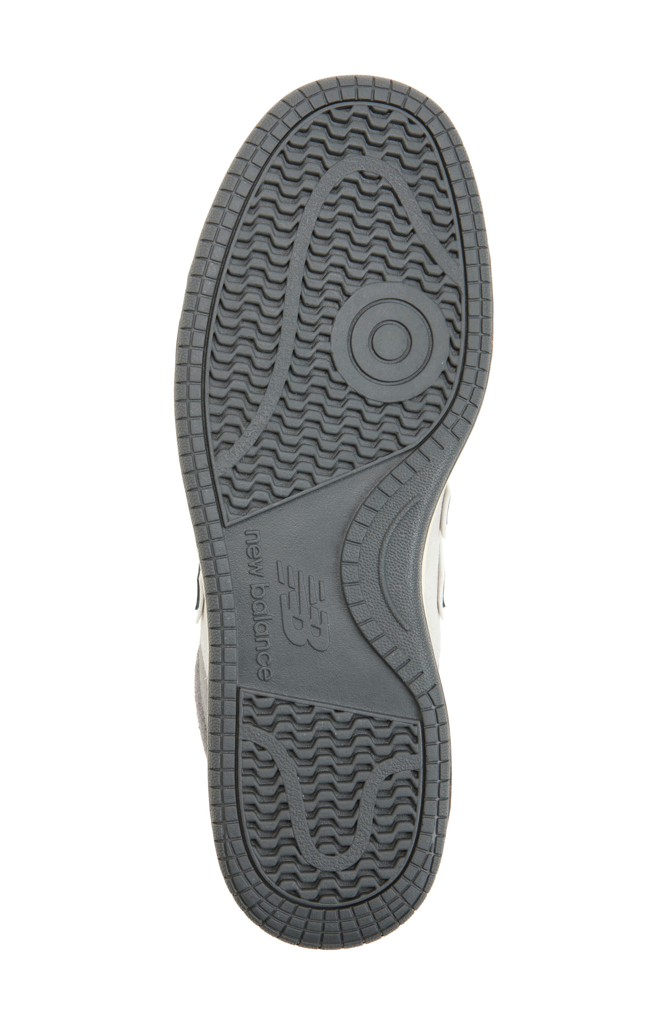 Gender Inclusive 480 Basketball Sneaker