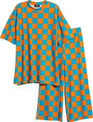 Dressed in Lala Lex Ribbed Oversize T-Shirt & High Waist Crop Pants Set