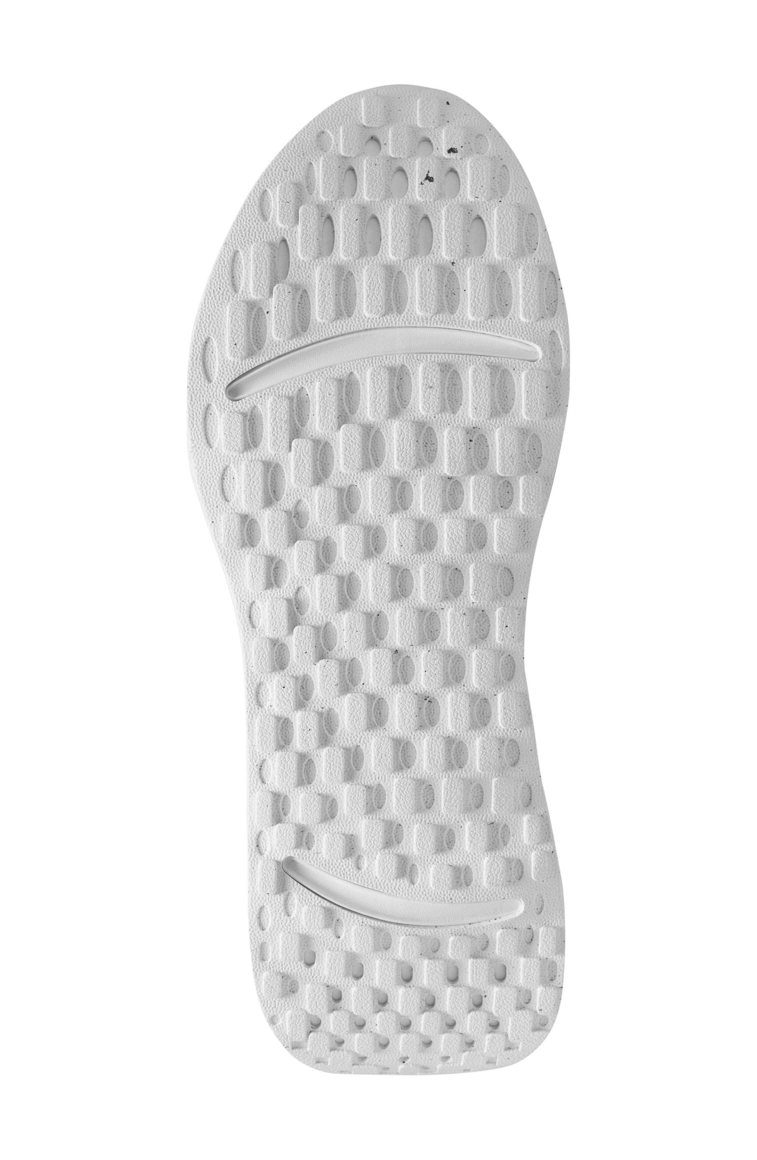 Nike Legend Essential 4 Walking Shoe, Alternate, color, 100 White/Prpltm