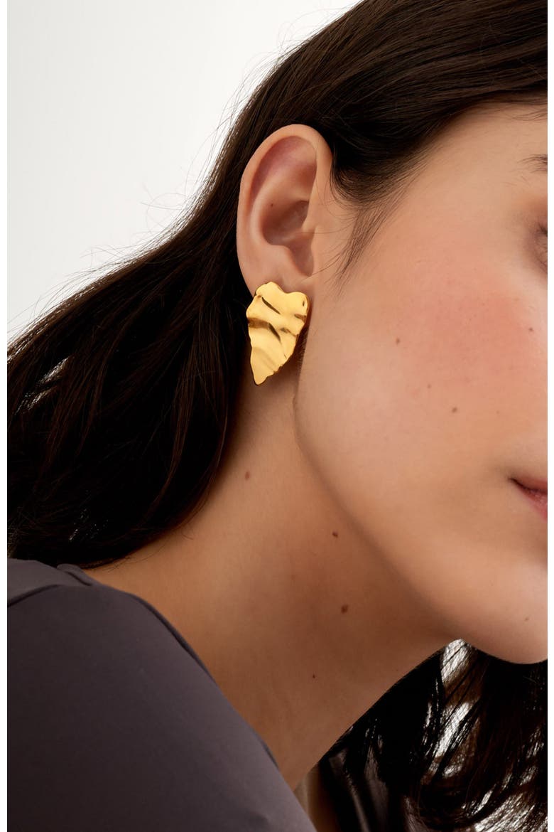 Molten Heart Oversized Earrings, Alternate, color, Gold