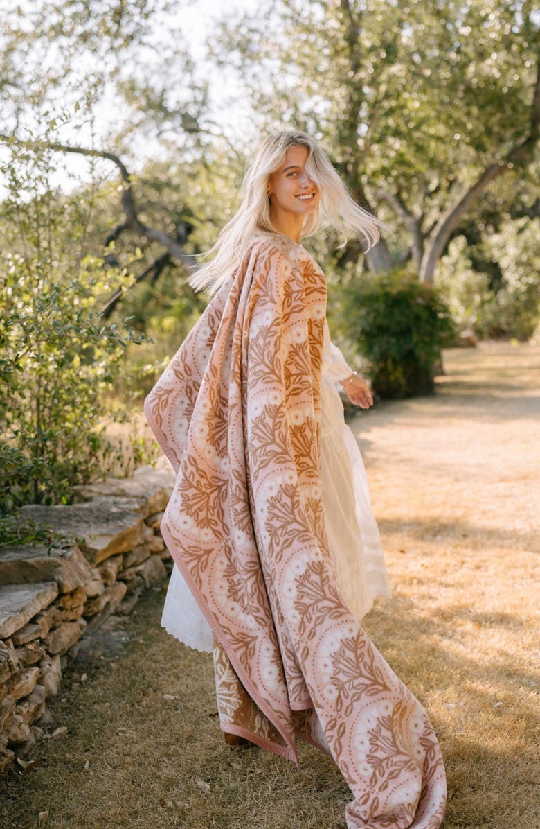 ChappyWrap Georgia Floral Throw Blanket, Alternate, color, Pink