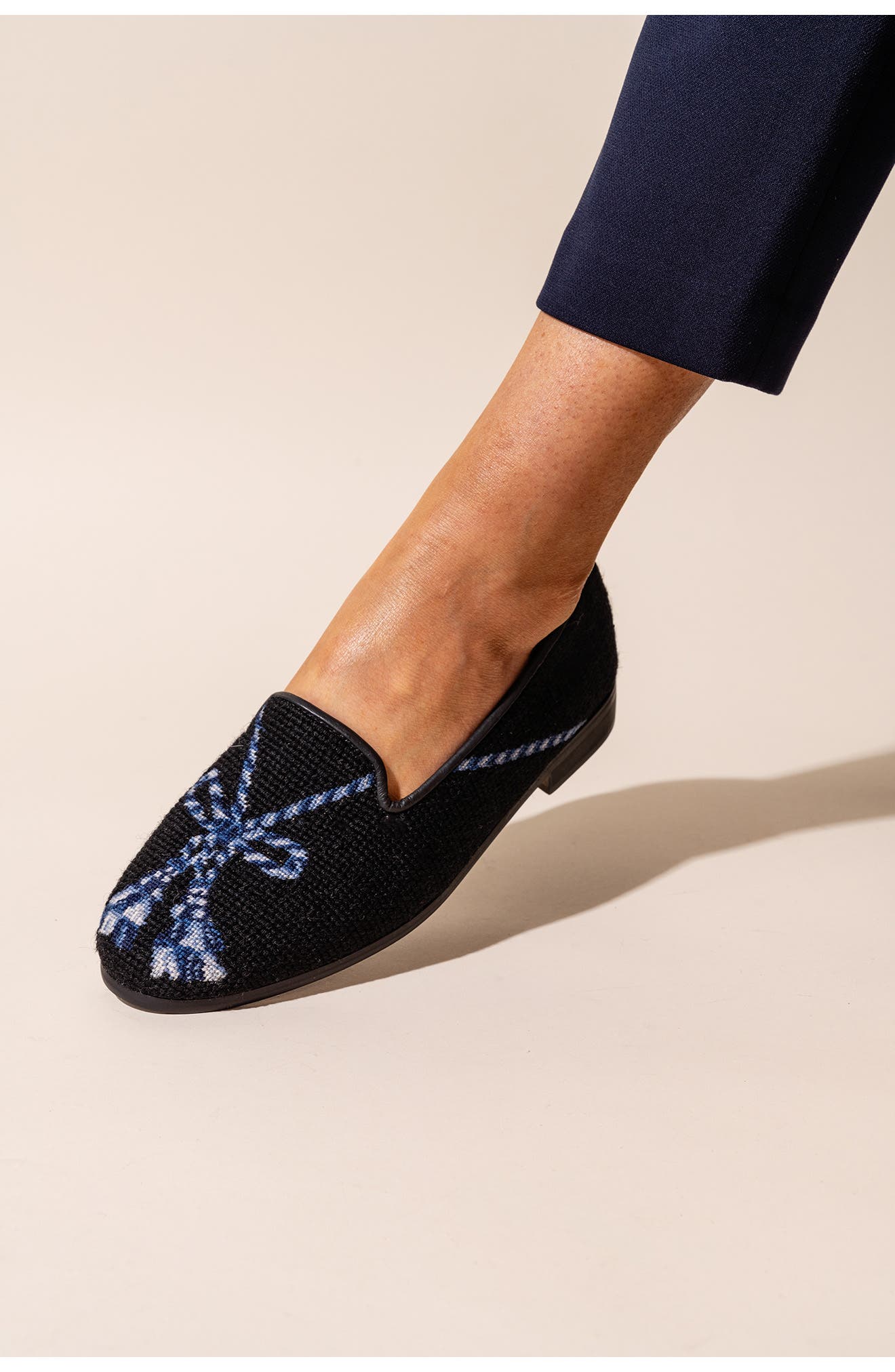 BY PAIGE Needlepoint Tassel Flat, Alternate, color, NAVY