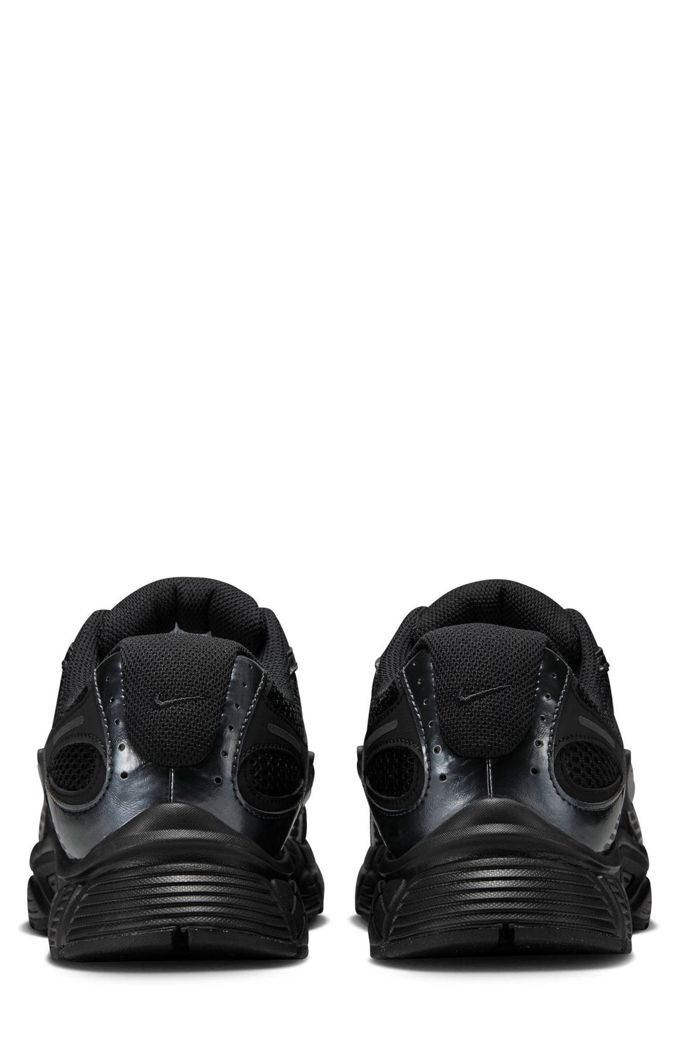 Nike V5 RNR Sneaker, Alternate, color, 