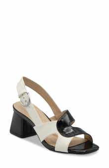 Adrienne Vittadini Trove Sandal