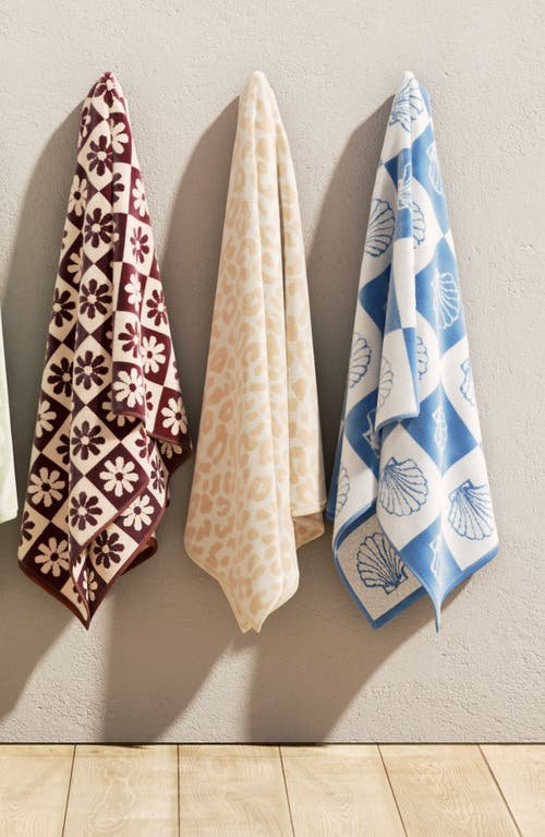 Woven & Weft Oversize Beach Towel In Blue/white Seashell