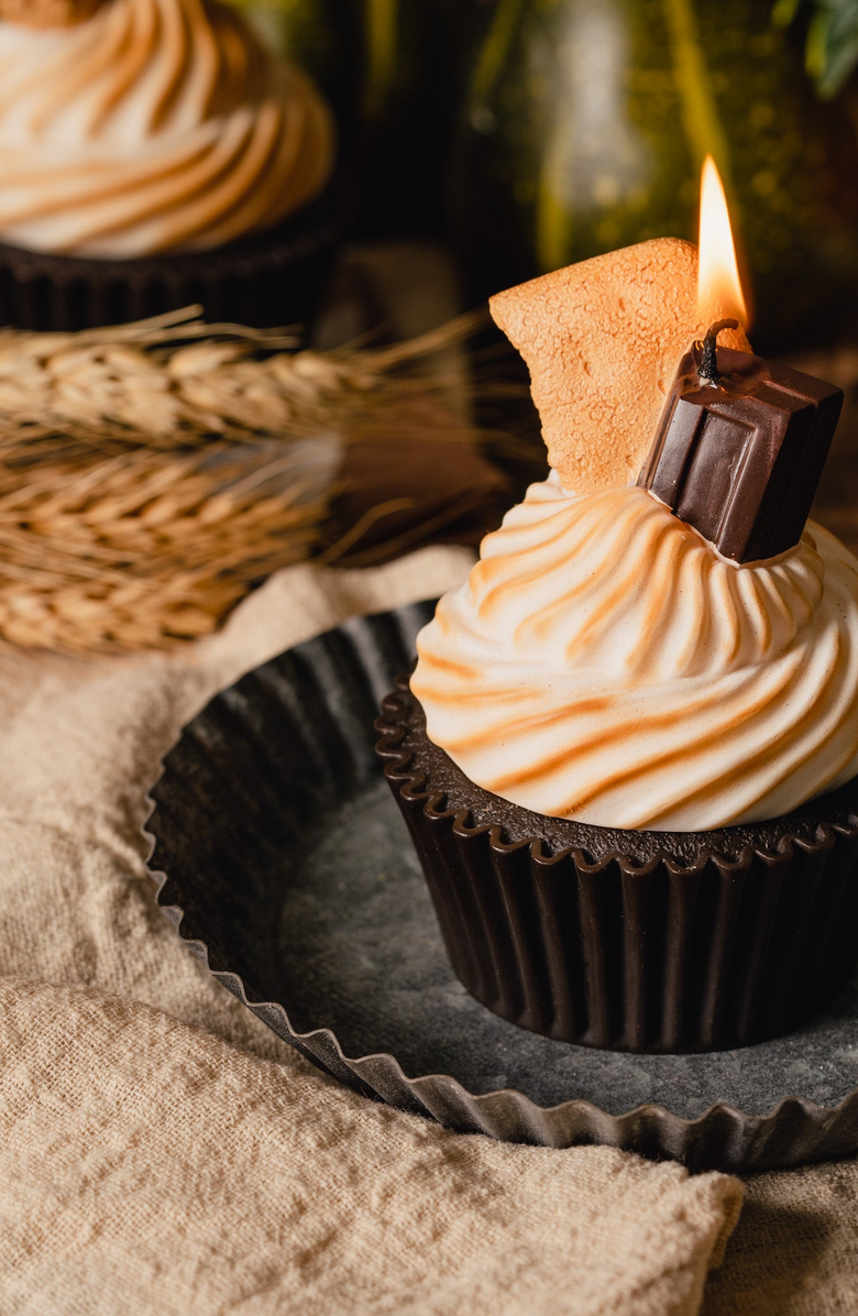 Southlake gifts S
more Cupcake Candle, Alternate, color, Dark Brown / Tan