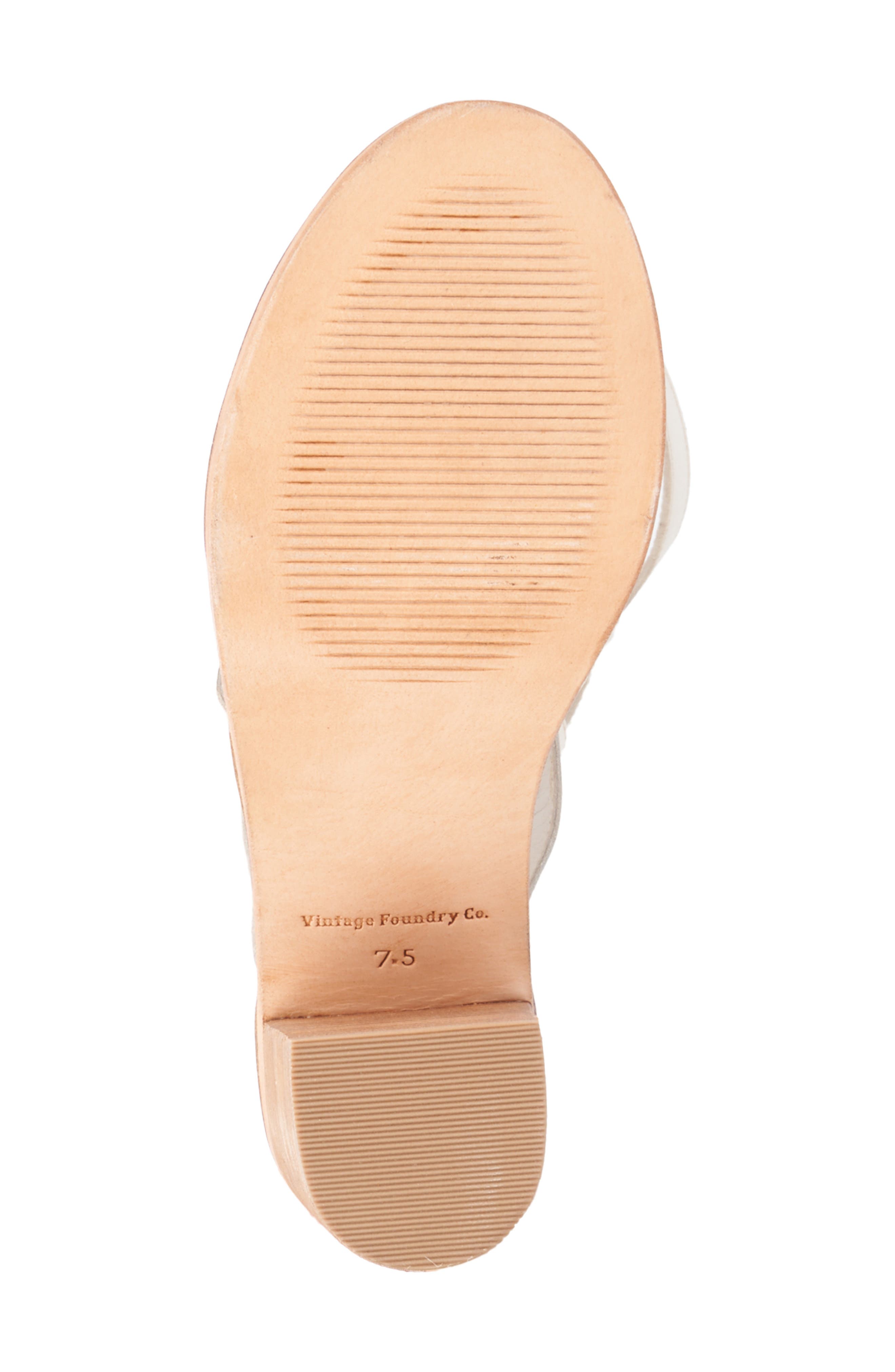 VINTAGE FOUNDRY Loni Gladiator Sandal, Alternate, color, Ivory