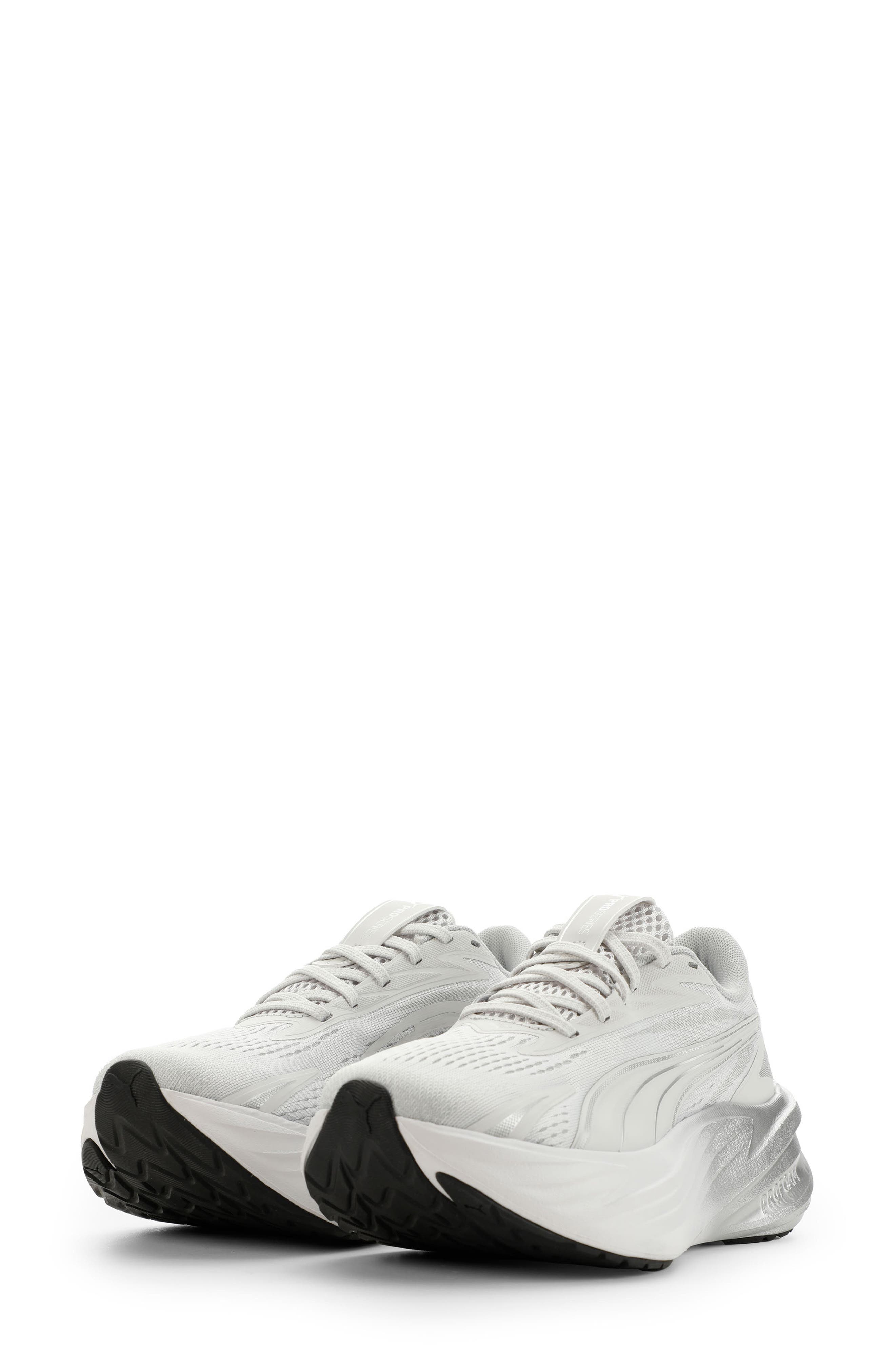 Maxima Pro Running Shoe, Alternate, color, FEATHER GRAY/ PUMA SILVER