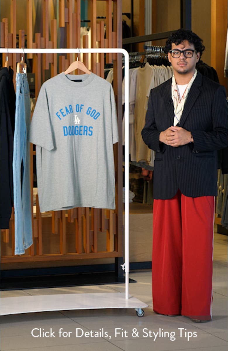 MLB Dodgers '90s Fit Cotton Graphic T-Shirt, sales video thumbnail