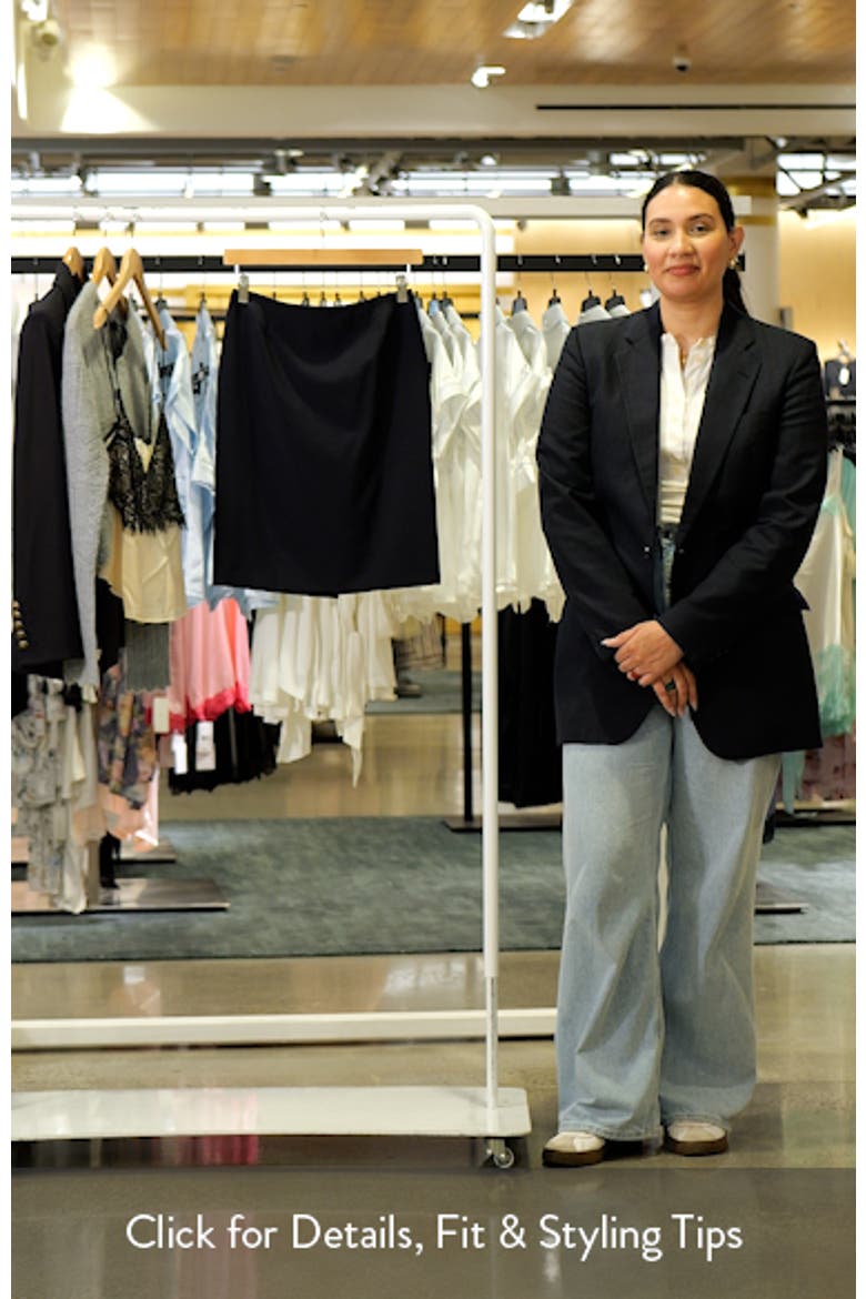 Vileah Virgin Wool Pencil Skirt video