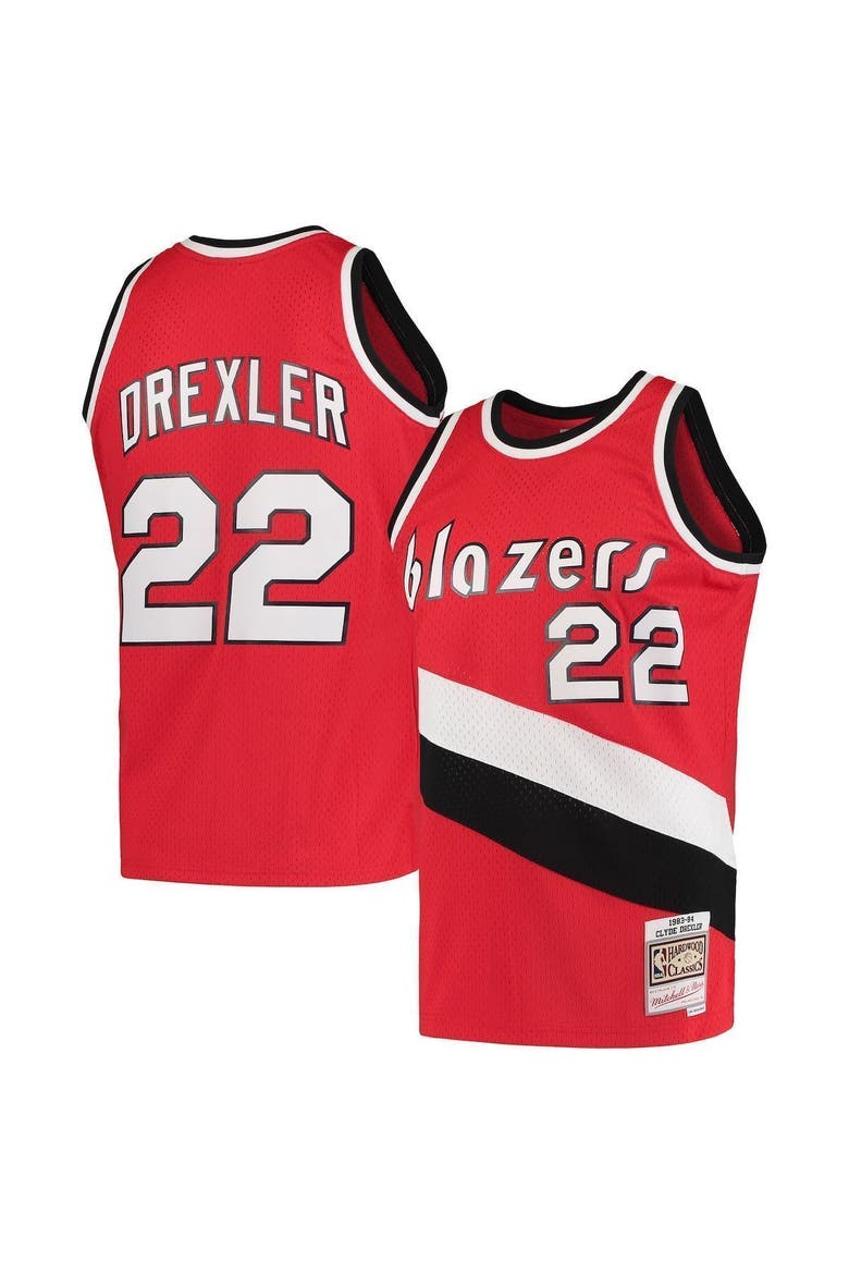 Men's Mitchell & Ness Clyde Drexler Red Portland Trail Blazers 1983/84 Hardwood Classics Swingman Jersey, Main, color, Red