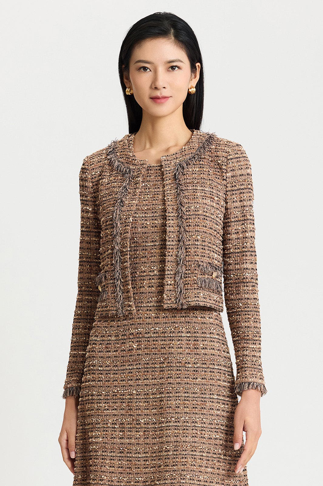 selected Warm Taupe/Black