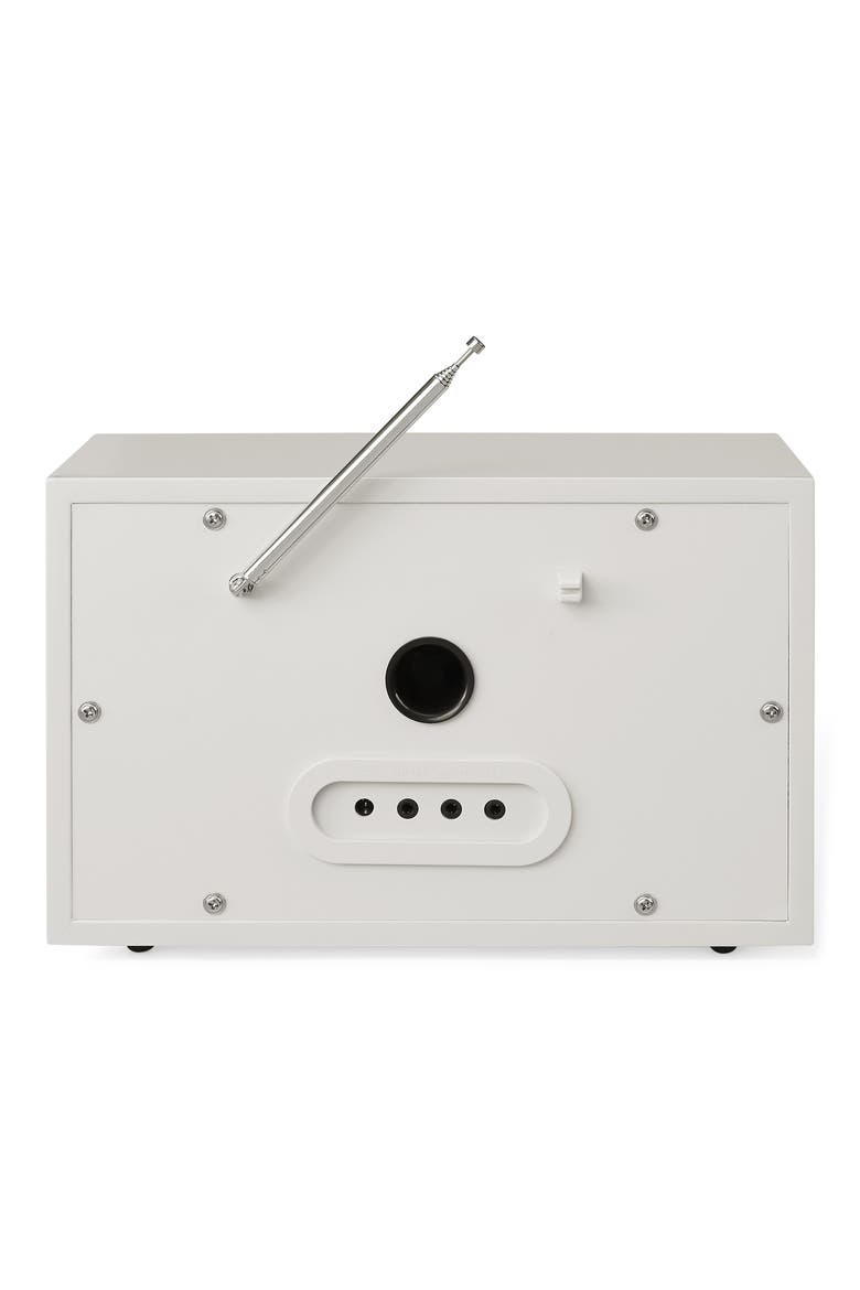 Maverick Radio, Alternate, color, WHITE SAND