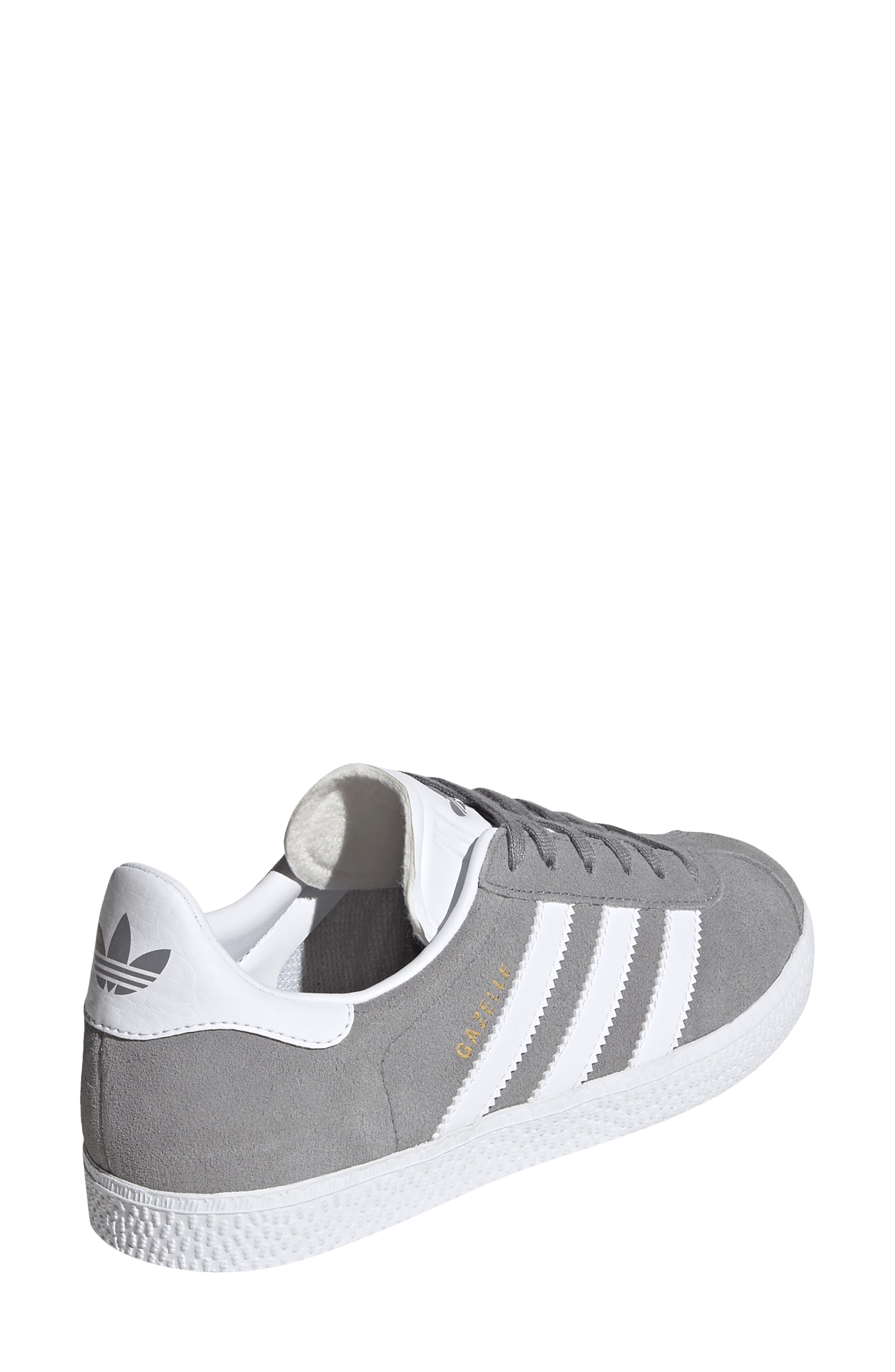 adidas Kids' Gazelle Low Top Sneaker, Alternate, color, Grethr/Ftw