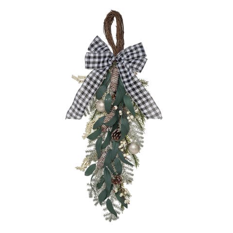 Natural Fiber Multicolored Christmas Berry Ornament Drop