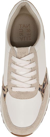 Shay Sneaker