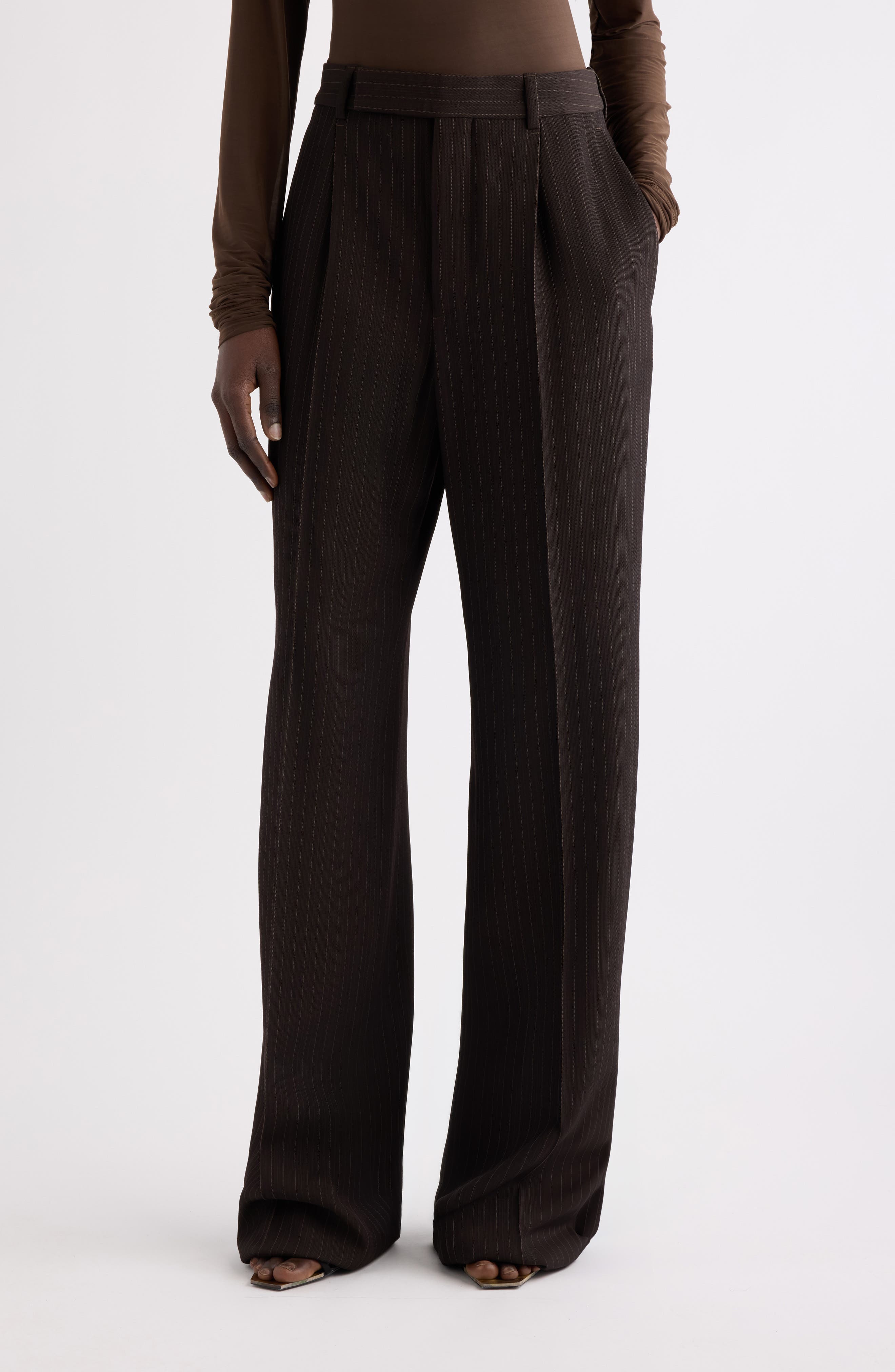 selected MARRON/ BEIGE
