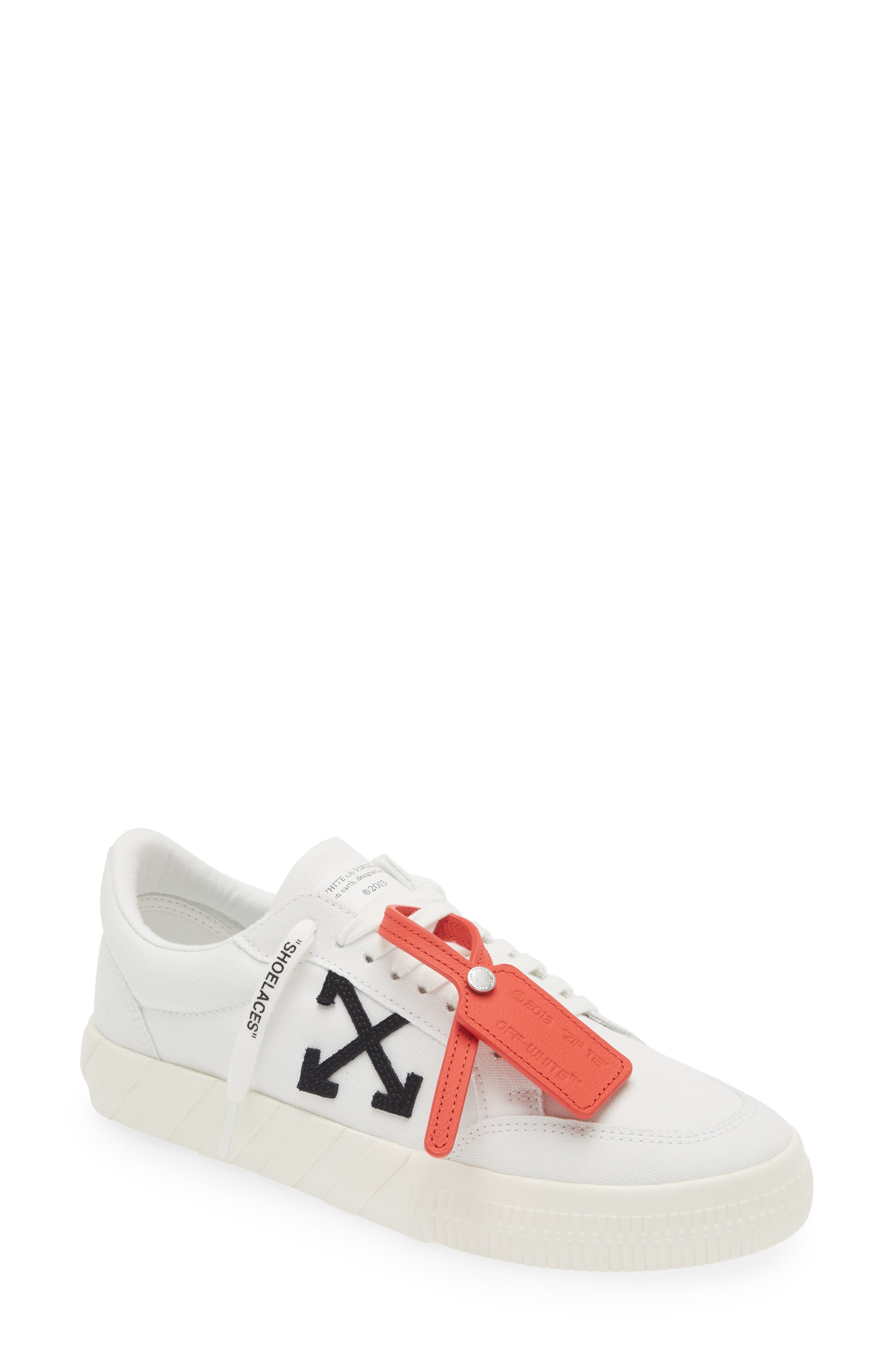 Off-White Vulcanized Low Top Sneaker, Main, color, 