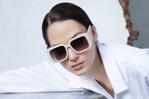 Youzey The Monroe Sunglasses In Pink