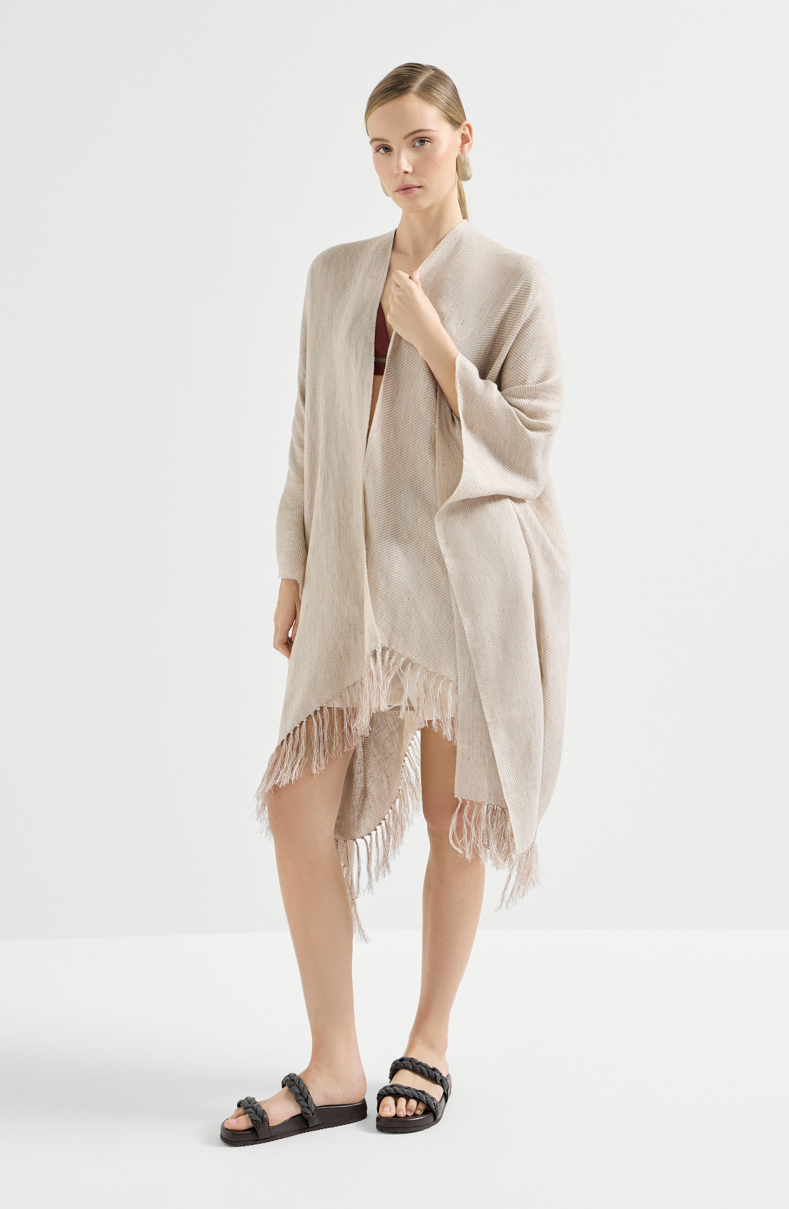 Linen cover poncho - image 3