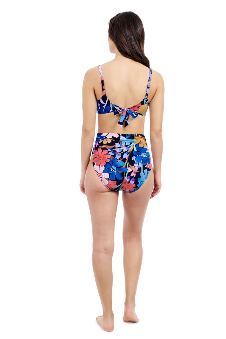 Melody Sweetheart Twist Bikini Top, Alternate, color, Black Multi