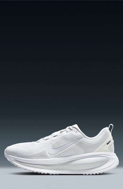 Nike Vomero 18 Running Shoe In White