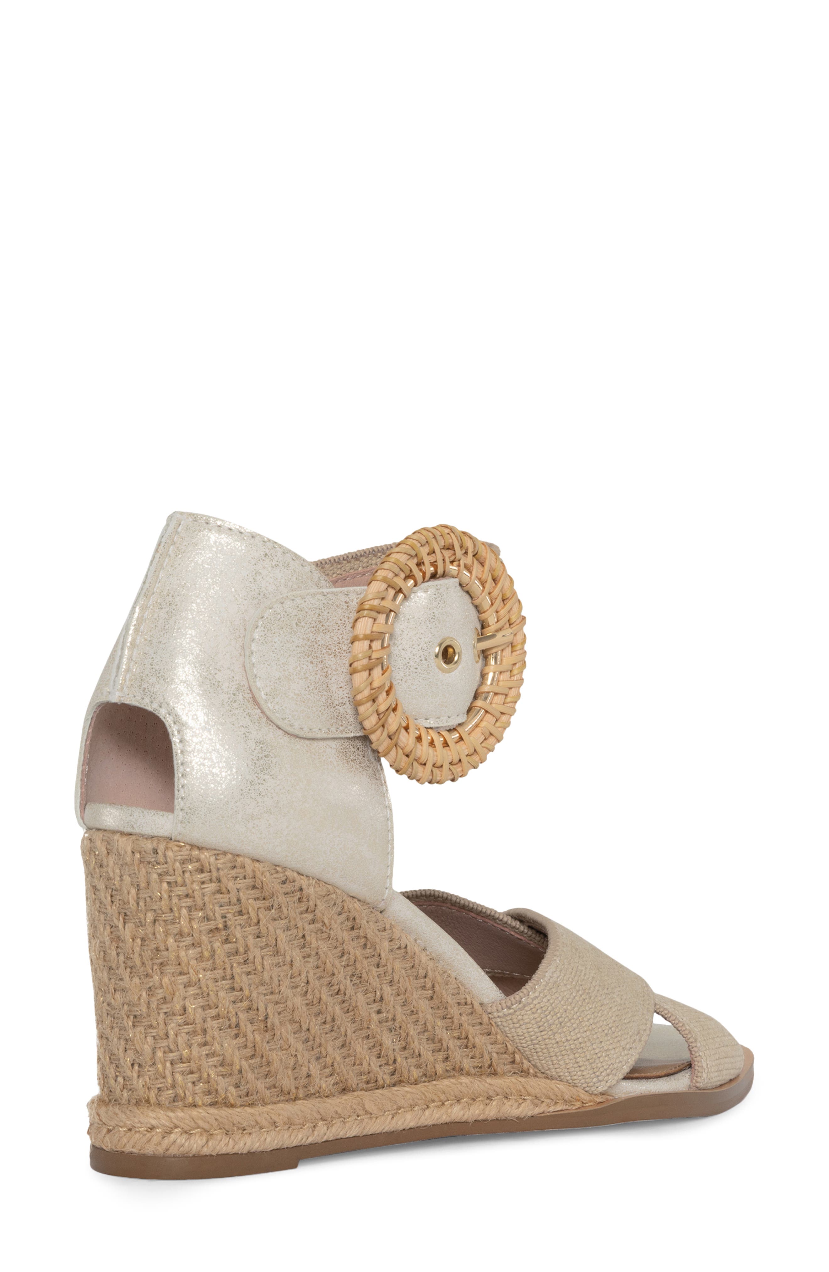 Donald Pliner Wedge Sandal, Alternate, color, Platino