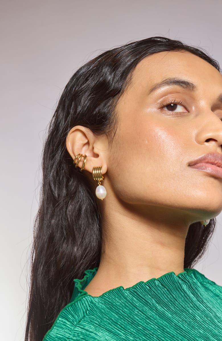 Lady Grey Ridge Freshwater Pearl Hoop Earrings, Alternate, color, Gold