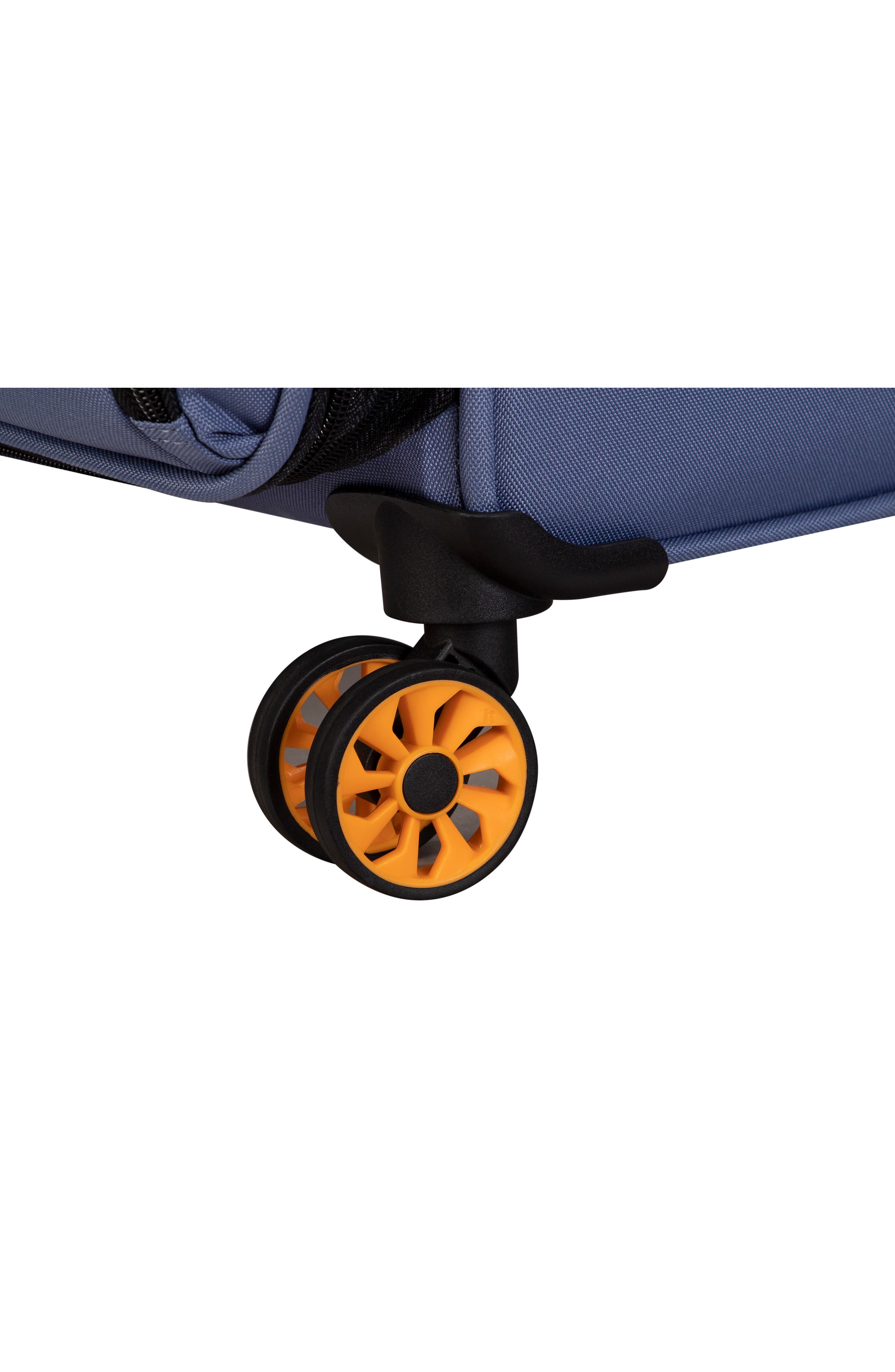 IT LUGGAGE Mega Lite 18-Inch Softside Spinner Luggage, Alternate, color, Wild Wind