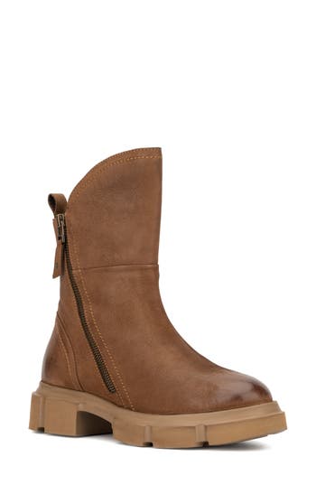 Vintage Foundry Juliette Zip Boot In Tan