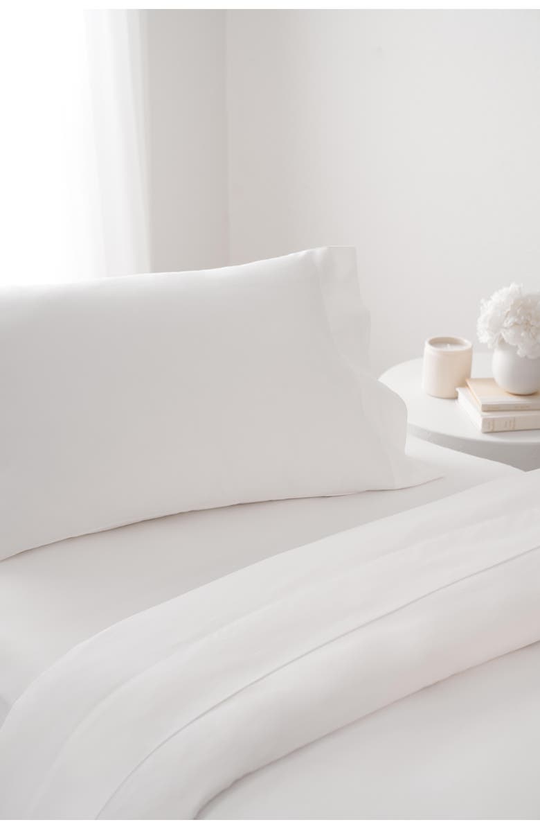 Petite Plume Signature Collection Set of 2 Pillowcases, Alternate, color, White