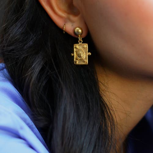 Ottoman Hands Tyche Engraved Drop Stud Earrings In Gold