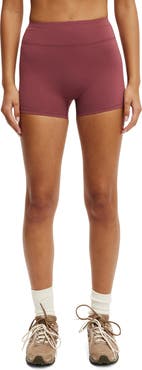 COTTON ON BODY Women's Active Ultra Luxe Invisible Scrunch V Shortie Short