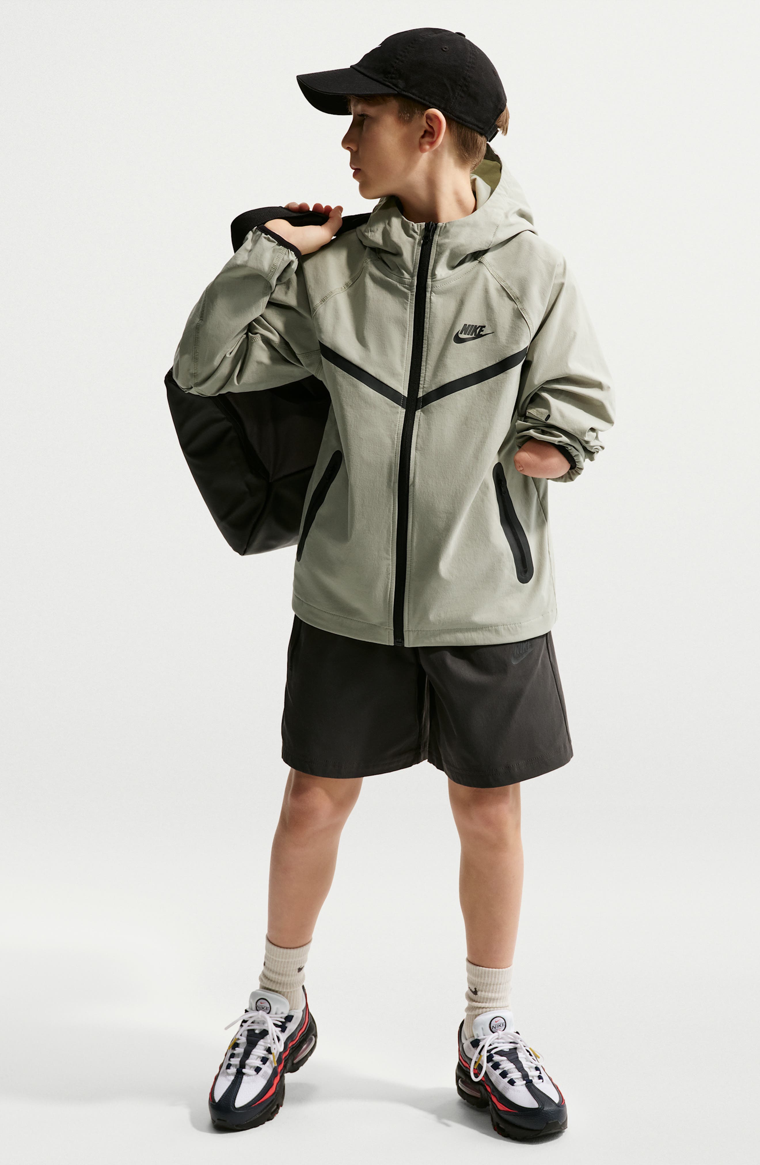 selected SPRUCE FOG/ BLACK