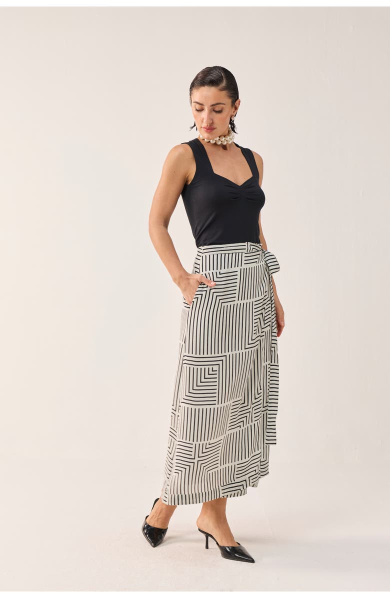 Reistor Sweetheart Neck Top, Alternate, color, Black
