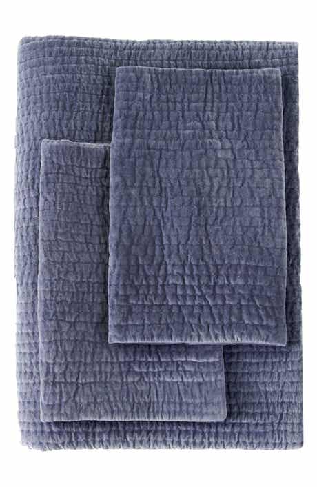 MELANGE HOME Tamara Velour Quilt 3-Piece Set