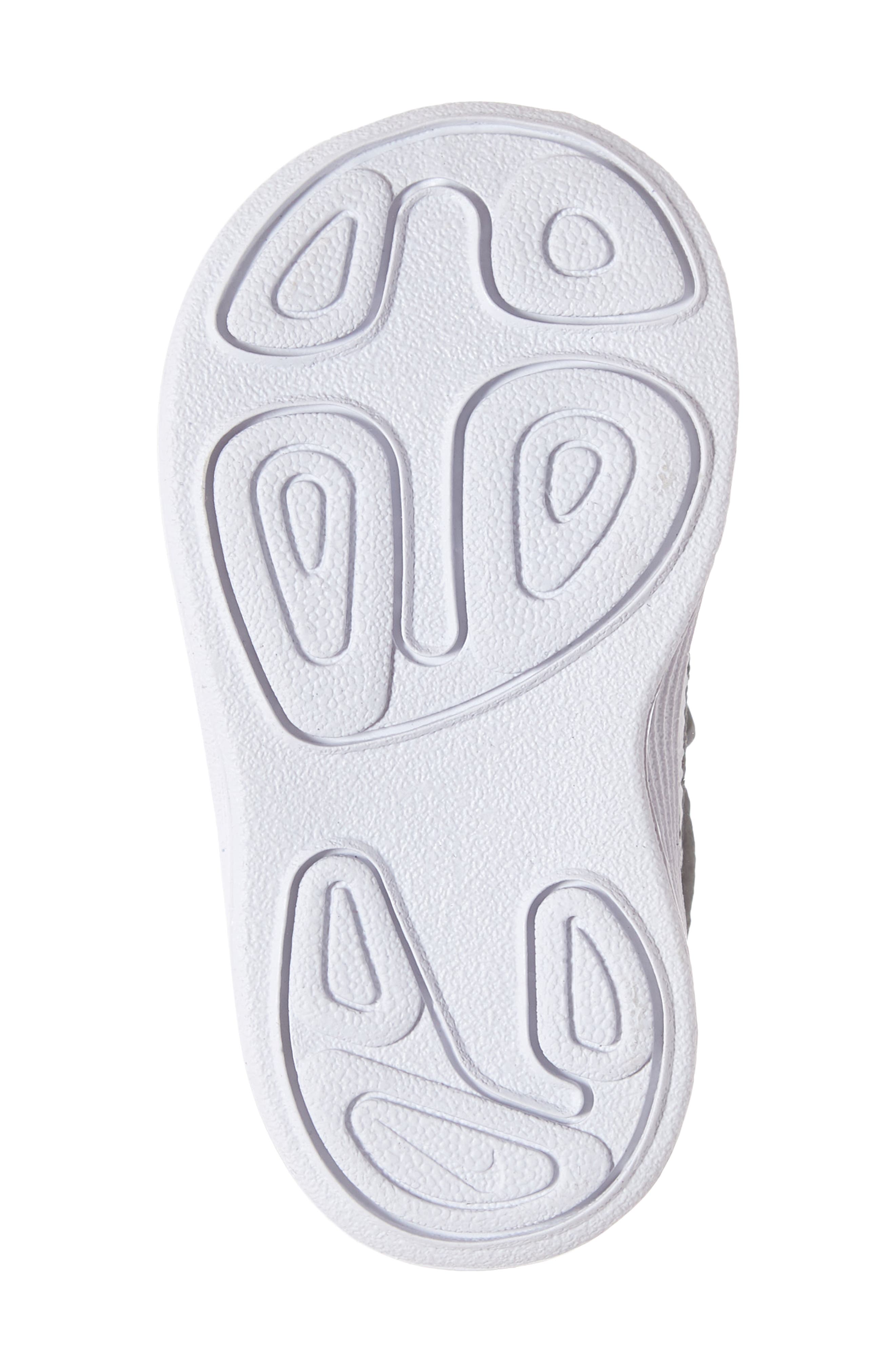 Nike Revolution 4 Flyease Sneaker, Alternate, color, 