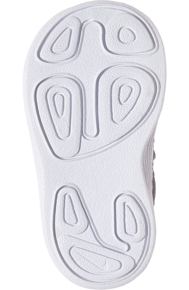 Nike Revolution 4 Flyease Sneaker, Alternate, color,