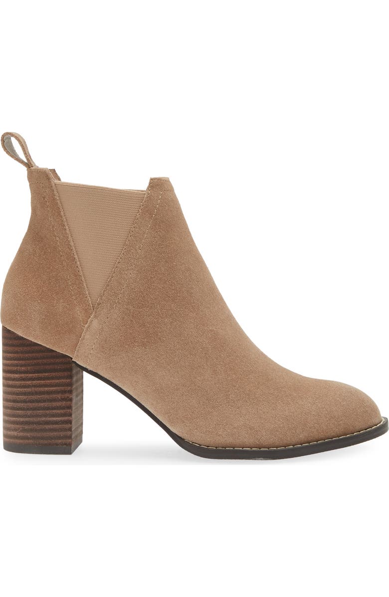 Chocolat Blu Axa Chelsea Boot, Alternate, color, Latte Suede
