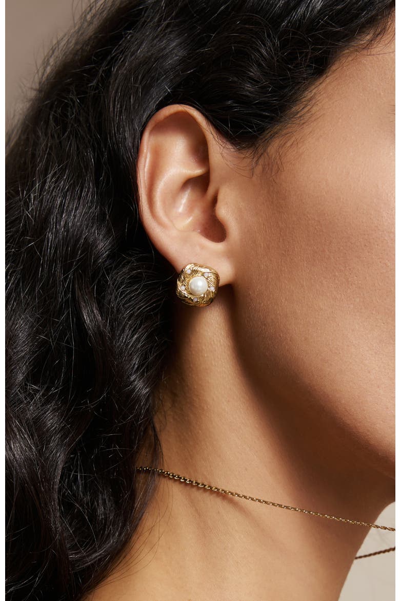 Canary Ear Stud, Alternate, color, Gold & White