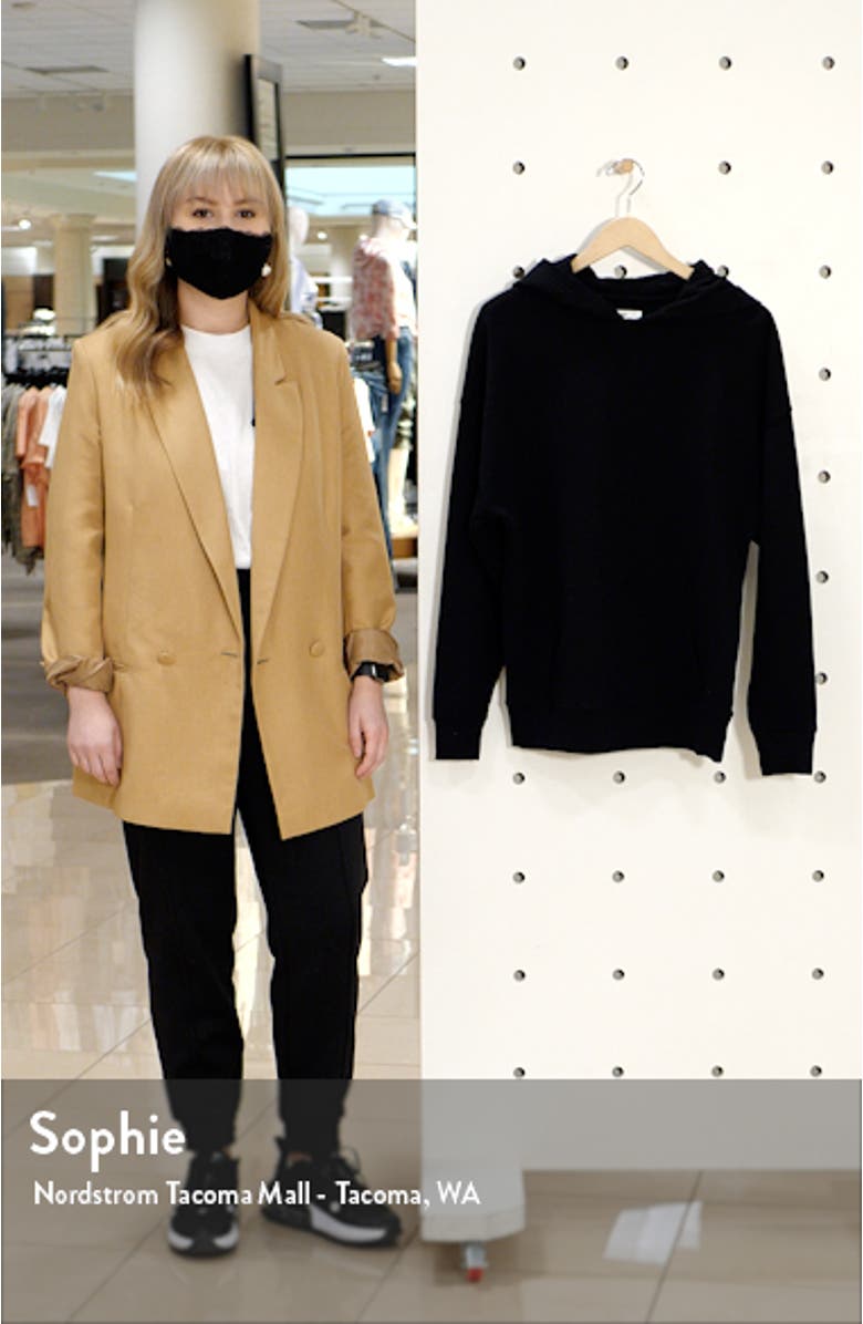 Hooded Pullover, sales video thumbnail