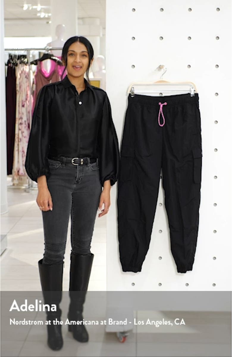 Sportswear Icon Clash Woven Sweatpants, sales video thumbnail