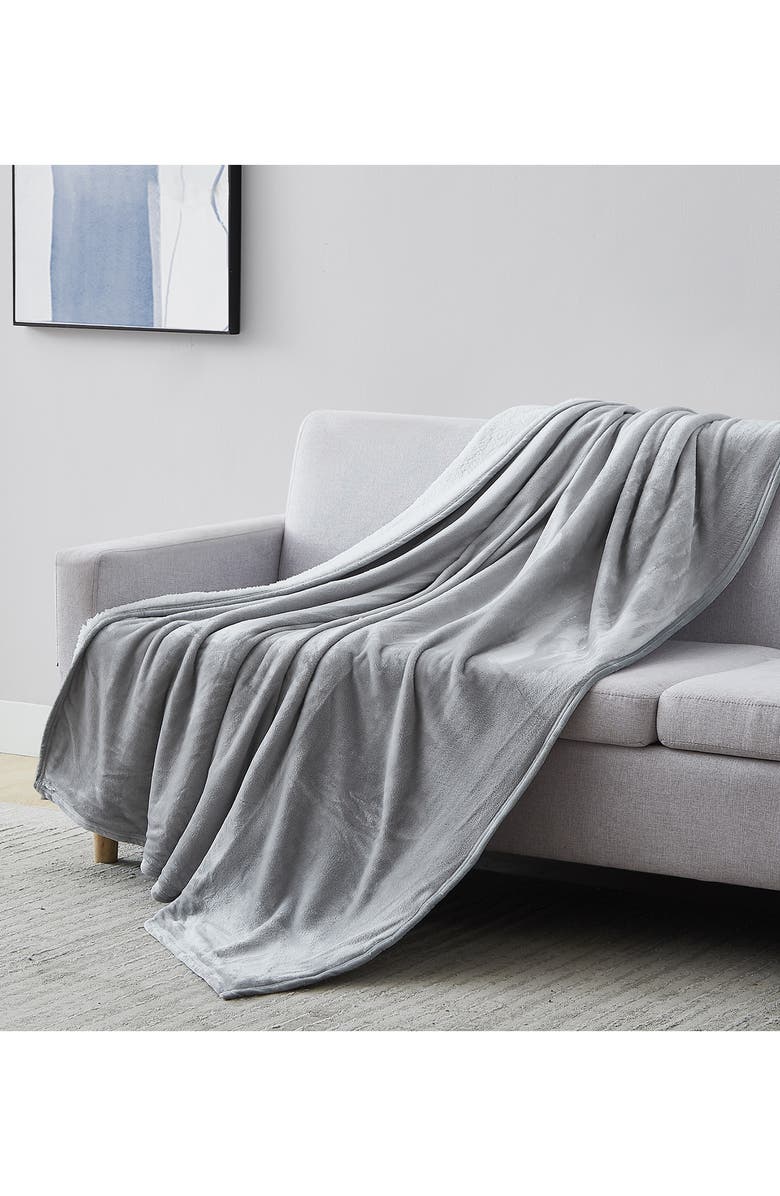 SOUTHSHORE FINE LINENS Faux Shearling Fleece Oversized Reversible Blanket, Alternate, color, Grey