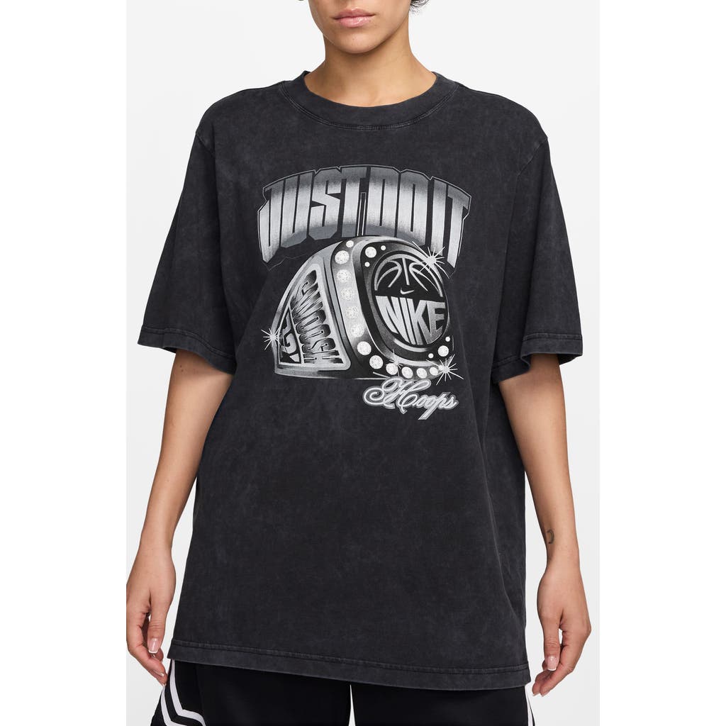 Nike Oversize Basketball Graphic T-shirt