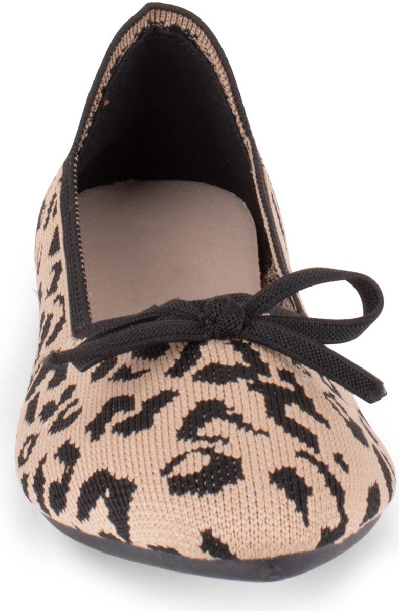 Tahari Tortuga Ballet Flat, Alternate, color, Cheetah