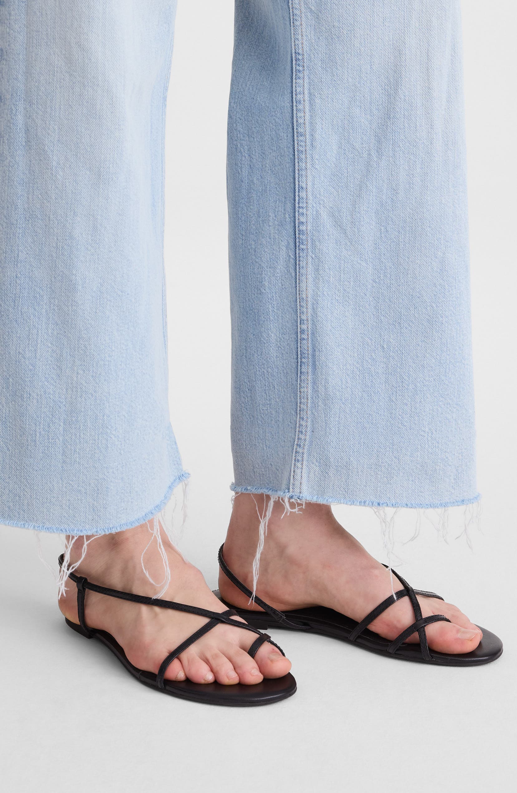 Madewell Iggy Strappy Sandal, Alternate, color, True Black