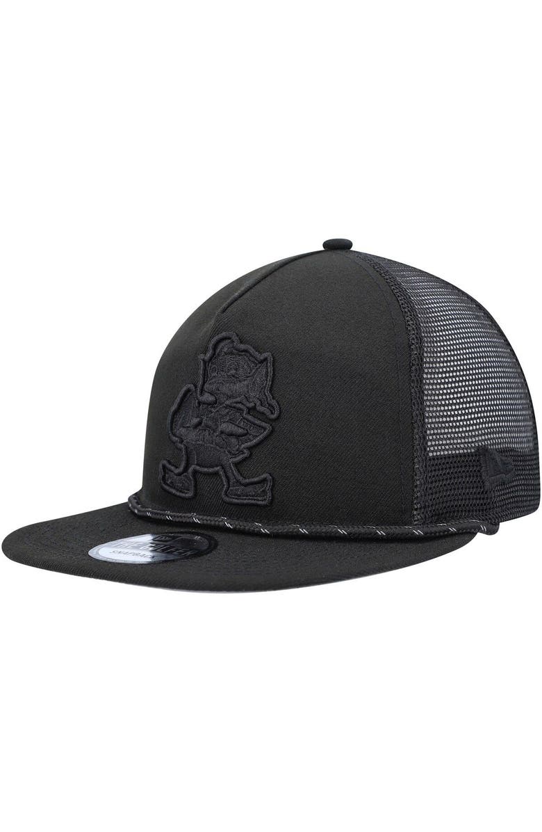 New Era Men's New Era Black Cleveland Browns Illumination Golfer Snapback Trucker Hat, Main, color, Black