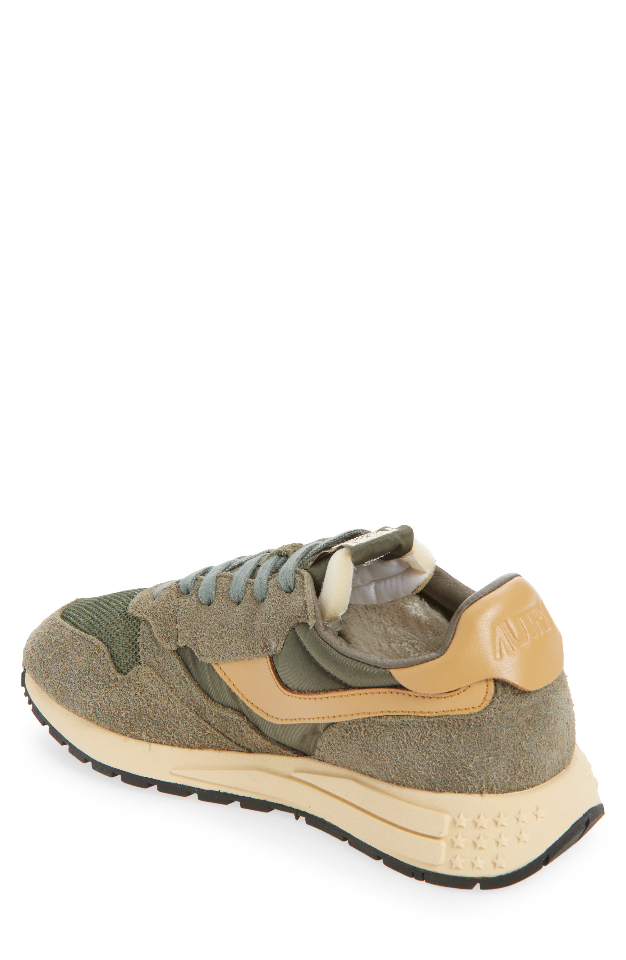 AUTRY Reelwind Low Sneaker, Alternate, color, Khaki/ Taffy